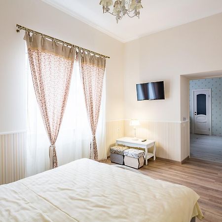 Lovely Apartment In The City Center Lviv Dış mekan fotoğraf